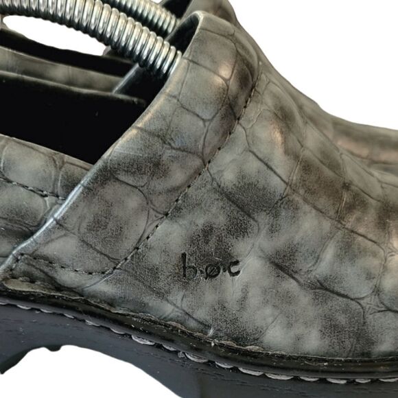 b.o.c Born Concepts Peggy Gray Croccodile Embossed Clog Shoes Size 6.5 - Picture 6 of 8